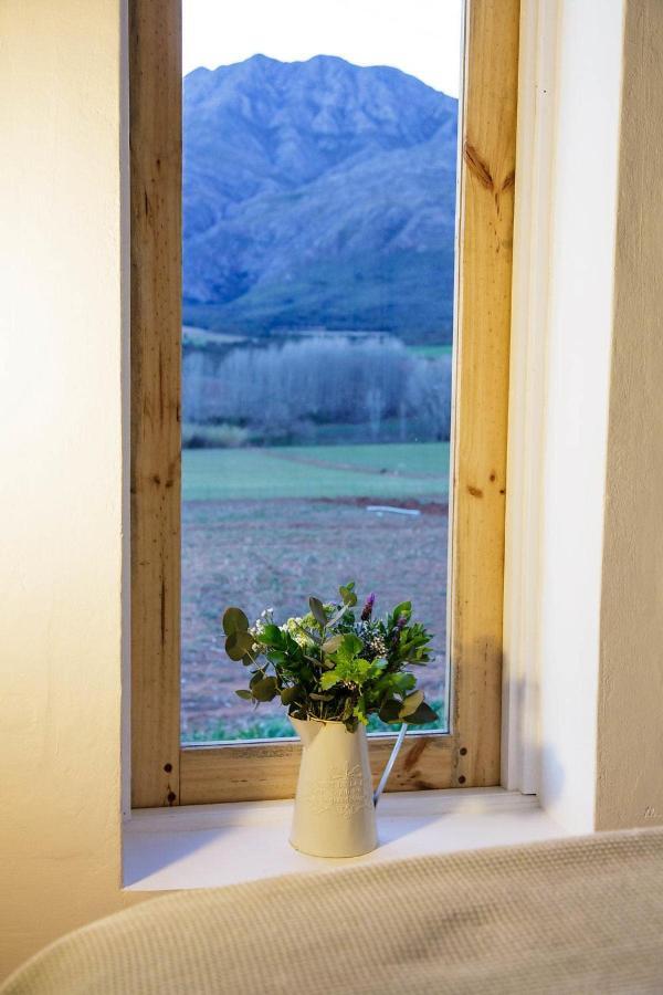 Bed and Breakfast Blue Lily Retreat Matjiesrivier  Exterior foto